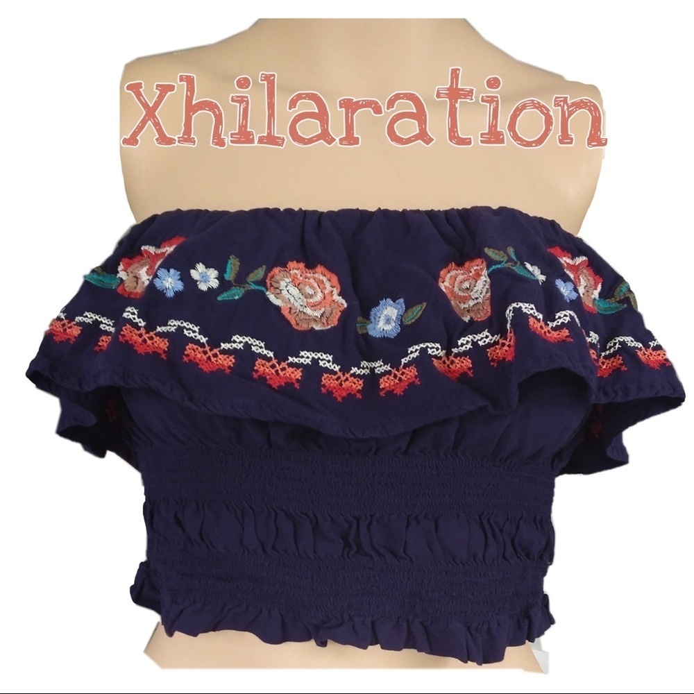 Off the Shoulder Embroidered Floral Crop Top